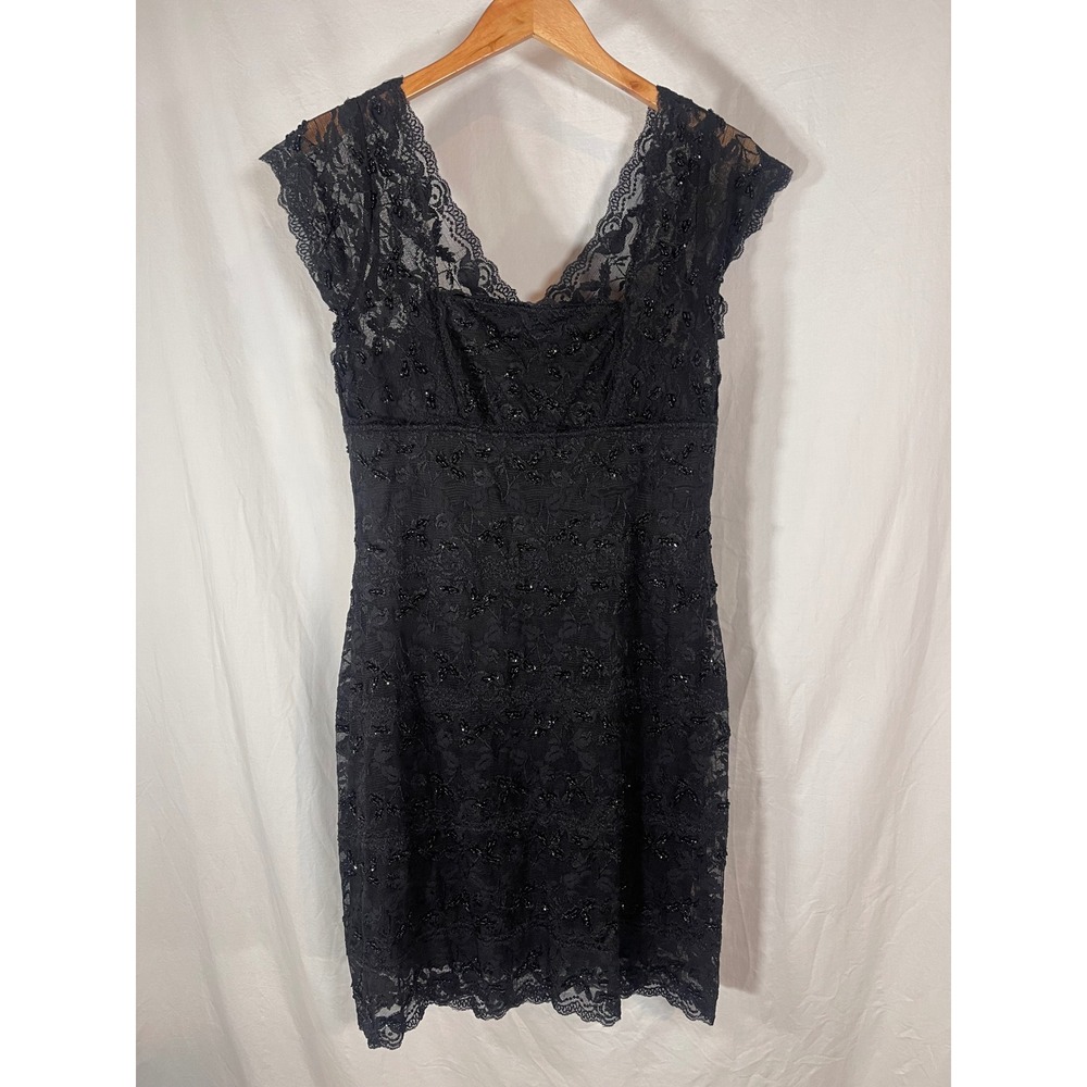 Onyx Nite Women Black Floral Lace Sequin V-Neck Cocktail Dress Size 16